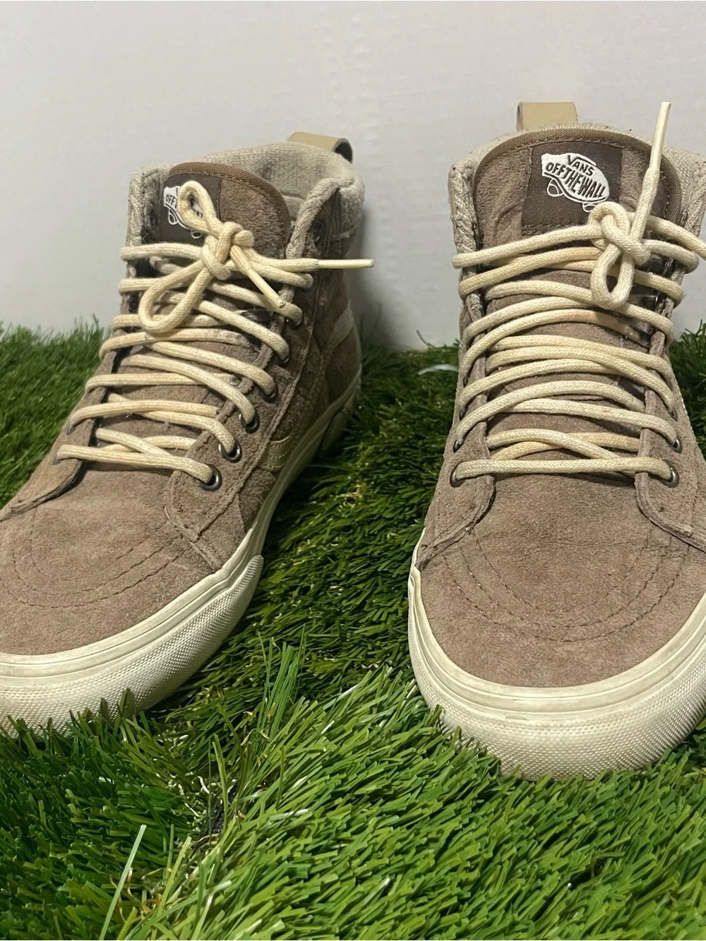 Vans Sk8-Hi Scotchgard 3M Suede Taupe Brown Sneakers Men’s 6 Women’s 7.5 EU 38